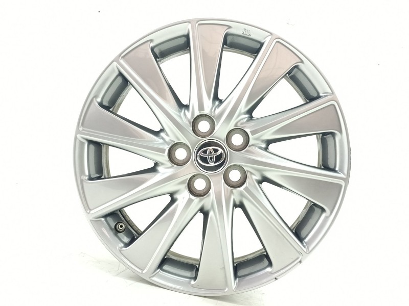 Recambio de llanta para toyota yaris (_p21_, _pa1_, _ph1_) 1.5 hybrid (mxph10) referencia OEM IAM 42611YP500  