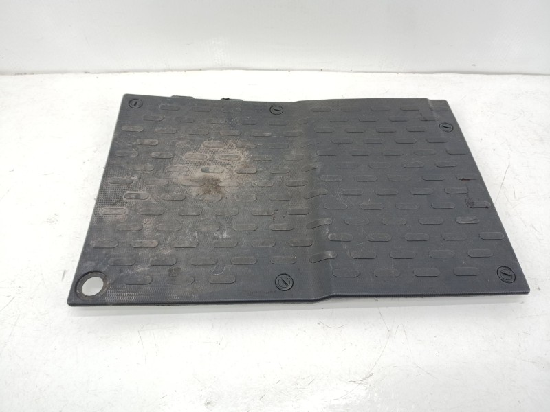 Recambio de tapa maletero para peugeot boxer furgoneta 2.0 bluehdi 130 referencia OEM IAM 1308522070  