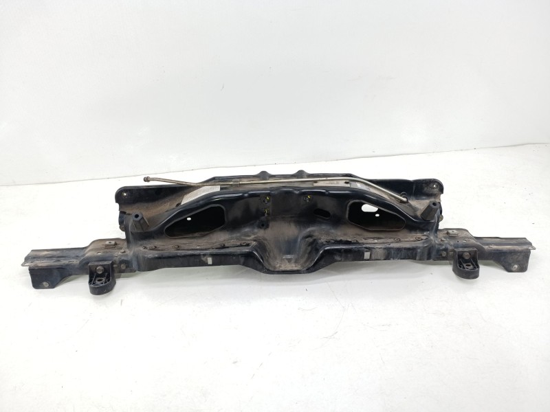 Recambio de travesaño superior para peugeot boxer furgoneta 2.0 bluehdi 130 referencia OEM IAM 1675069780  