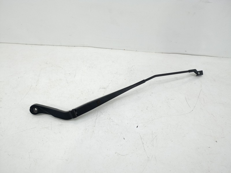 Recambio de brazo limpia delantero derecho para peugeot boxer furgoneta 2.0 bluehdi 130 referencia OEM IAM 6429CH  