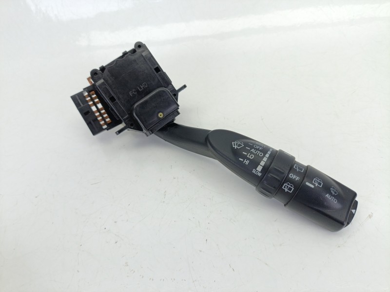 Recambio de mando limpia para ssangyong kyron 2.0 xdi 4x4 referencia OEM IAM   