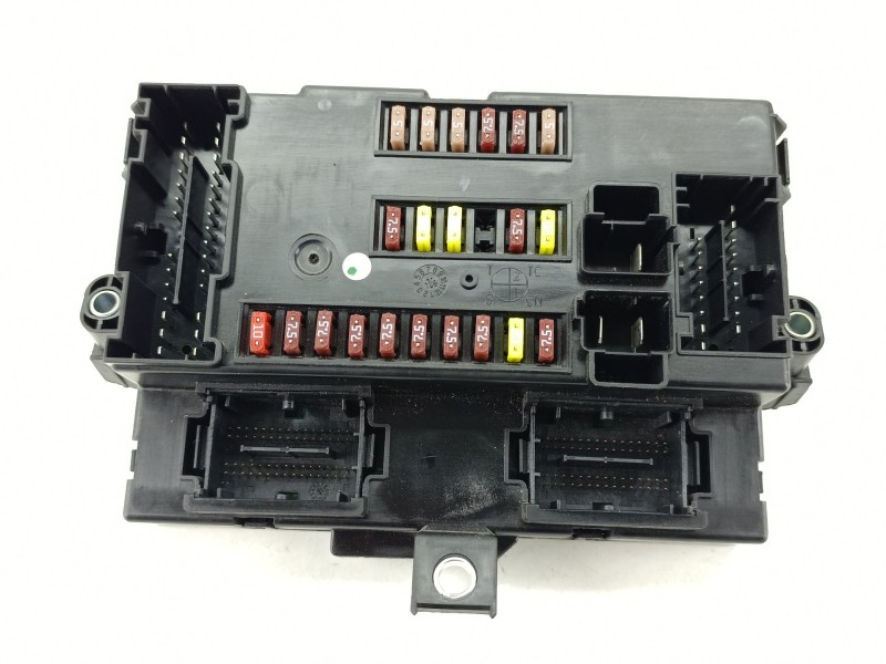 Recambio de caja reles / fusibles para peugeot boxer furgoneta 2.0 bluehdi 130 referencia OEM IAM 1389975080  