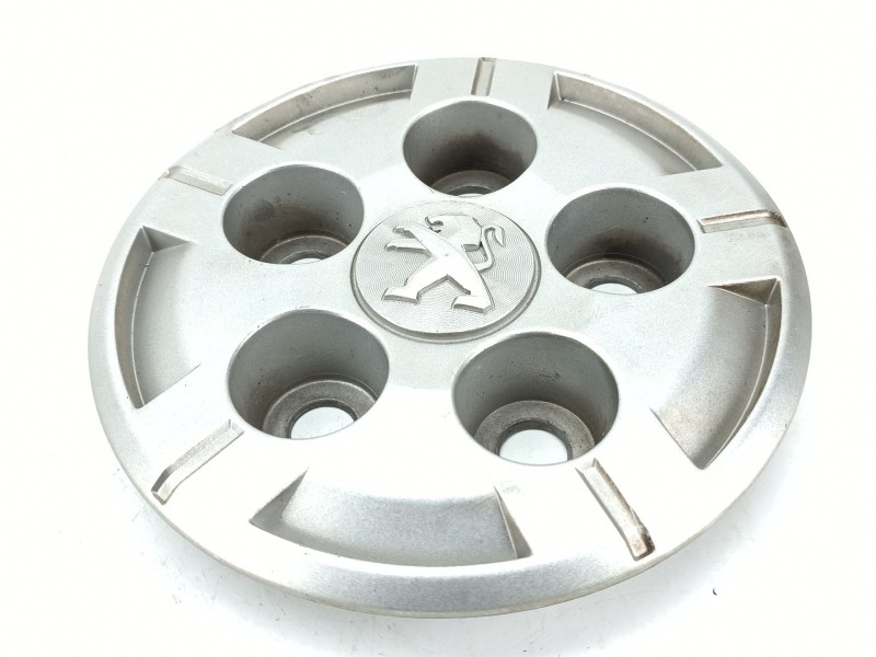Recambio de tapacubos para peugeot boxer furgoneta 2.0 bluehdi 130 referencia OEM IAM 123456789012  
