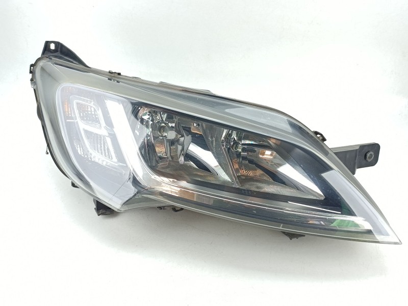 Recambio de faro derecho para peugeot boxer furgoneta 2.0 bluehdi 130 referencia OEM IAM 46862286  