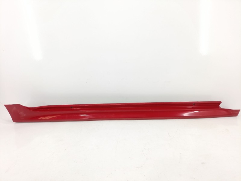 Recambio de faldon lateral para toyota yaris (_p21_, _pa1_, _ph1_) 1.5 hybrid (mxph10) referencia OEM IAM 758510D100  