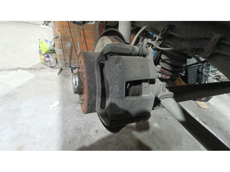 Recambio de pinza freno trasera derecha para peugeot boxer furgoneta 2.0 bluehdi 130 referencia OEM IAM 77366668  