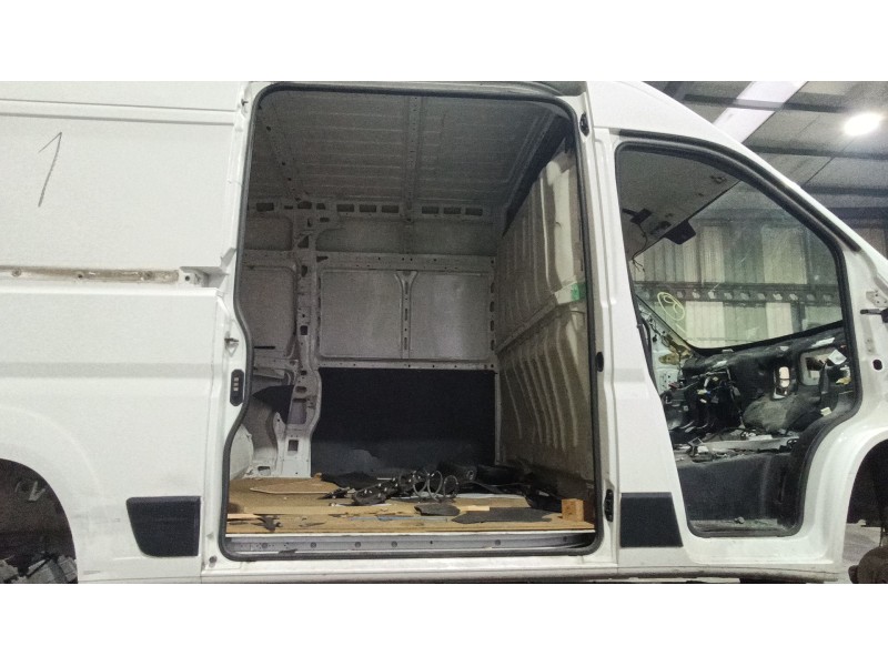 Recambio de gomas contorno puerta para peugeot boxer furgoneta 2.0 bluehdi 130 referencia OEM IAM   