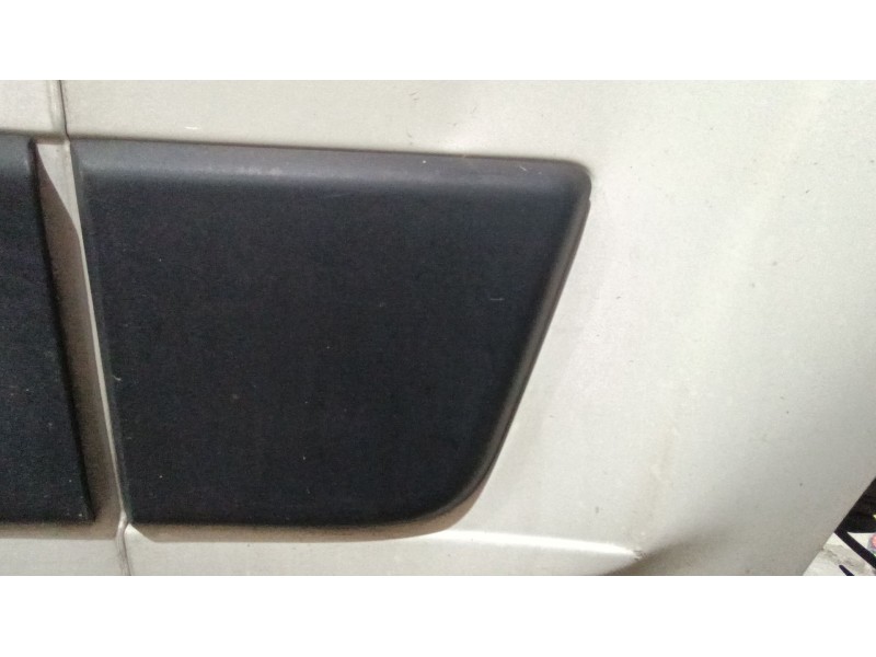 Recambio de moldura para peugeot boxer furgoneta 2.0 bluehdi 130 referencia OEM IAM 1637296580  