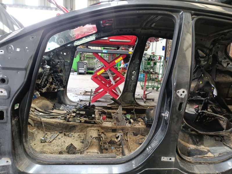 Recambio de gomas contorno puerta para ford puma (j2k, cf7) 1.0 ecoboost referencia OEM IAM   