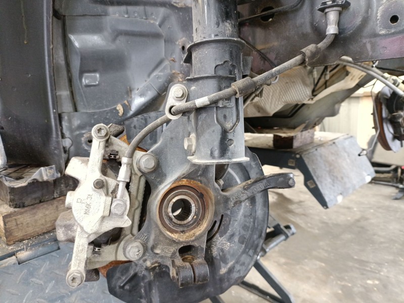 Recambio de mangueta delantera derecha para ford puma (j2k, cf7) 1.0 ecoboost referencia OEM IAM 2413072  