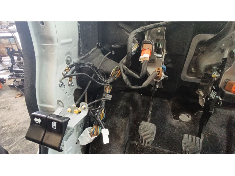 Recambio de pedal embrague para nissan micra v (k14) 1.0 dig-t 117 referencia OEM IAM 465035RA0B  