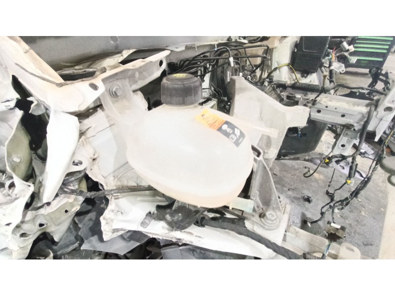 Recambio de deposito expansion para nissan micra v (k14) 1.0 dig-t 117 referencia OEM IAM 217105FA0A  