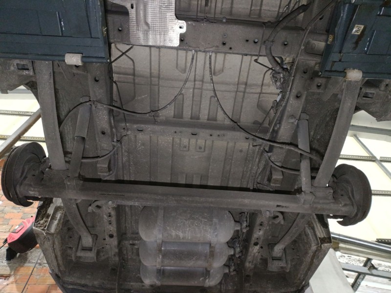 Recambio de puente trasero para volkswagen crafter furgoneta (sy_, sx_) 2.0 tdi referencia OEM IAM 2N0501101D  