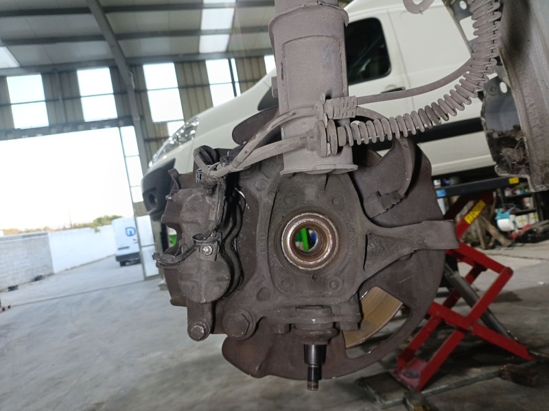 Recambio de mangueta delantera derecha para volkswagen crafter furgoneta (sy_, sx_) 2.0 tdi referencia OEM IAM 2N0407258B  