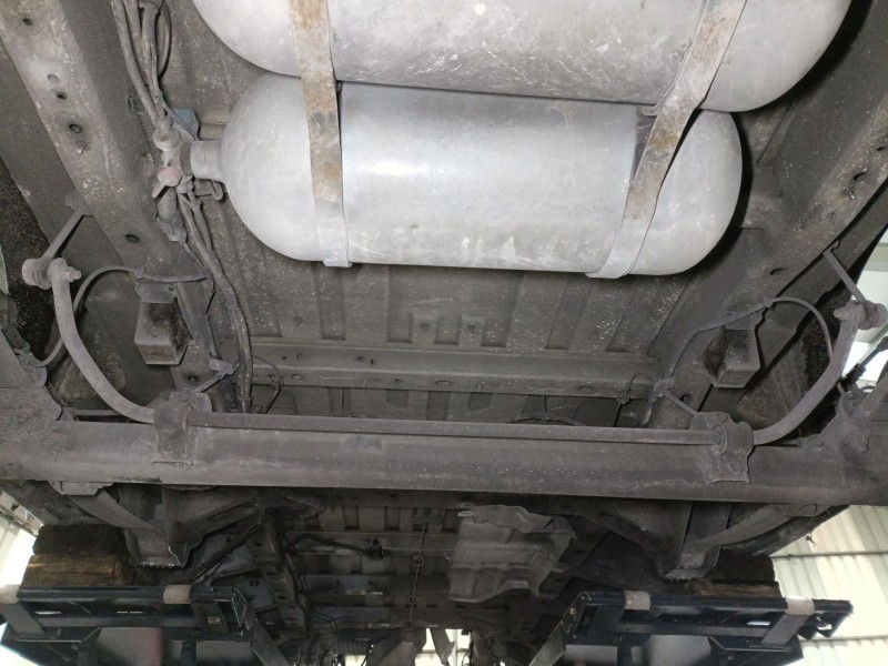 Recambio de barra estabilizadora trasera para volkswagen crafter furgoneta (sy_, sx_) 2.0 tdi referencia OEM IAM 2N0511409E  