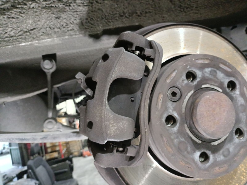 Recambio de pinza freno trasera derecha para volkswagen crafter furgoneta (sy_, sx_) 2.0 tdi referencia OEM IAM 2N0615424  