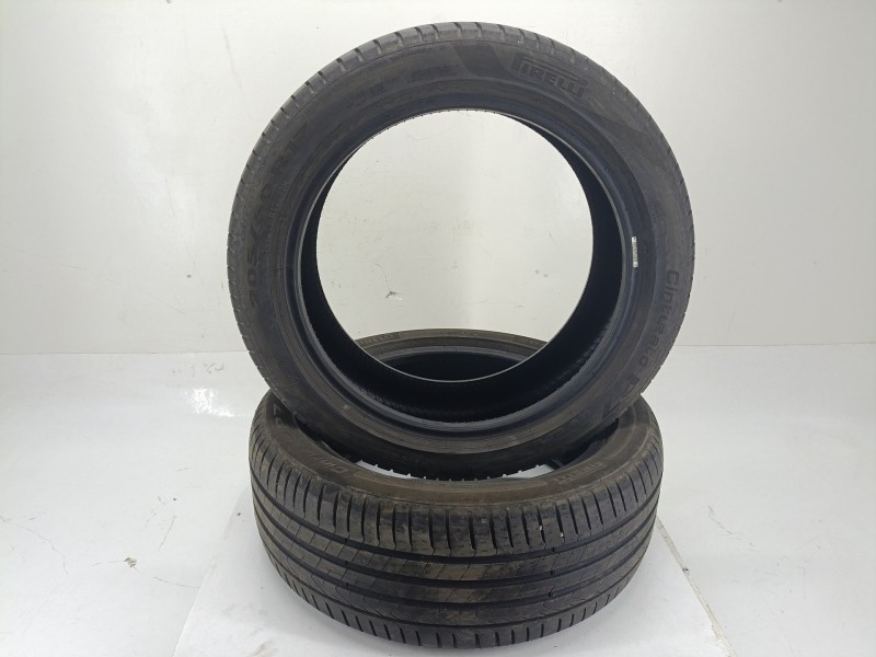 Recambio de neumatico para fruehauf super 55 super 55 referencia OEM IAM 20550R17  