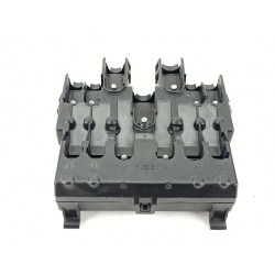 CAJA RELES / FUSIBLES A9075409482 