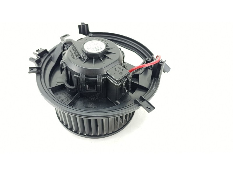 Recambio de ventilador calefaccion para skoda karoq (nu7, nd7) 2.0 tdi referencia OEM IAM 5WB819015  