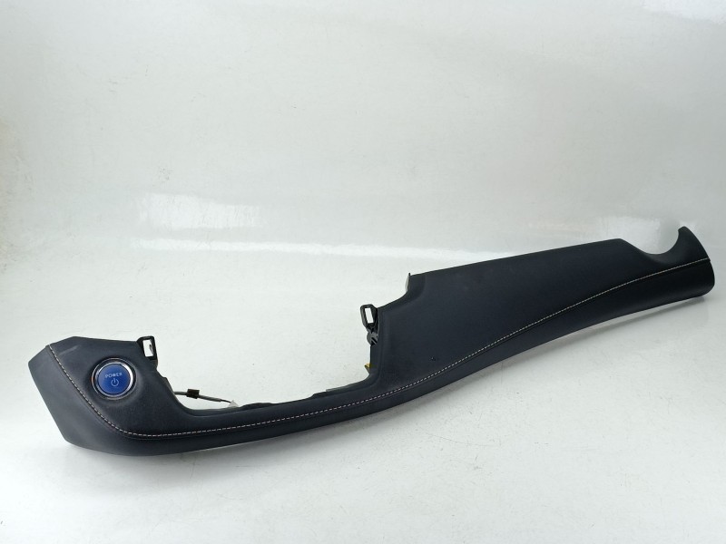 Recambio de moldura para toyota rav 4 iv (_a4_) 2.5 hybrid (ava42_) referencia OEM IAM 5501242090  