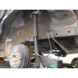 AMORTIGUADOR TRASERO IZQUIERDO 55300Q0AA0 