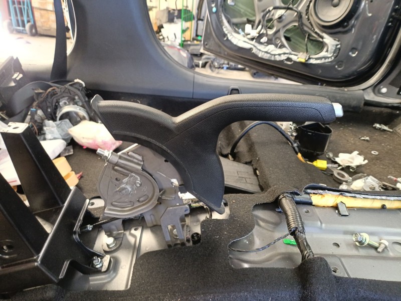 Recambio de palanca freno para hyundai i20 iii (bc3, bi3) 1.2 referencia OEM IAM 59710C8100NNB  