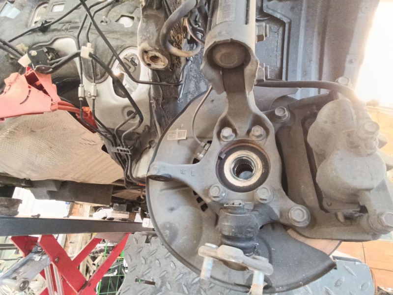 Recambio de mangueta delantera izquierda para toyota rav 4 iv (_a4_) 2.5 hybrid (ava42_) referencia OEM IAM 4321278010  
