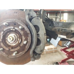 PINZA DE FRENO DELANTERA IZQUIERDA AB312B121AC 