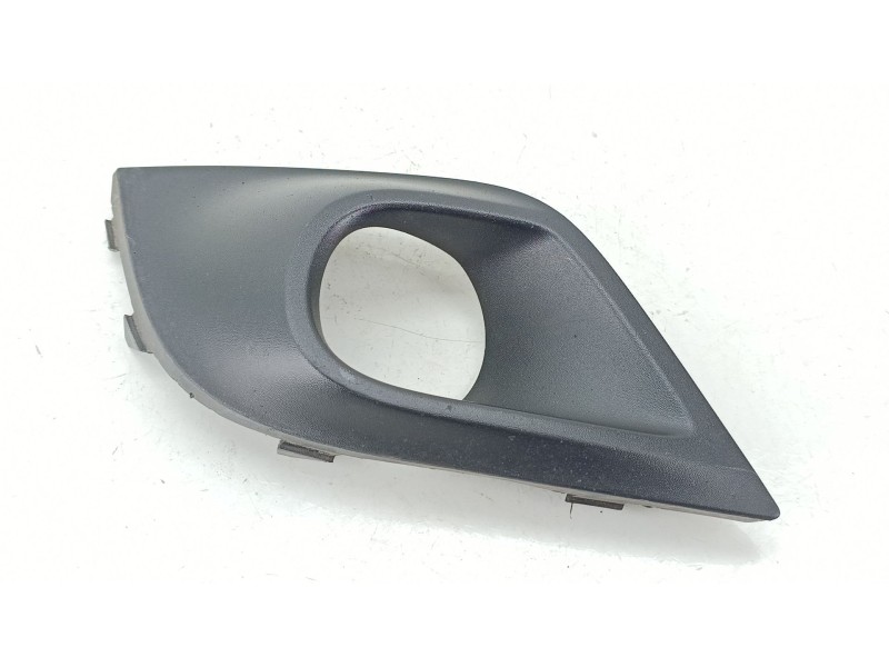 Recambio de moldura antiniebla izquierda para renault clio iv (bh_) 1.5 dci 75 referencia OEM IAM 261A39715R  
