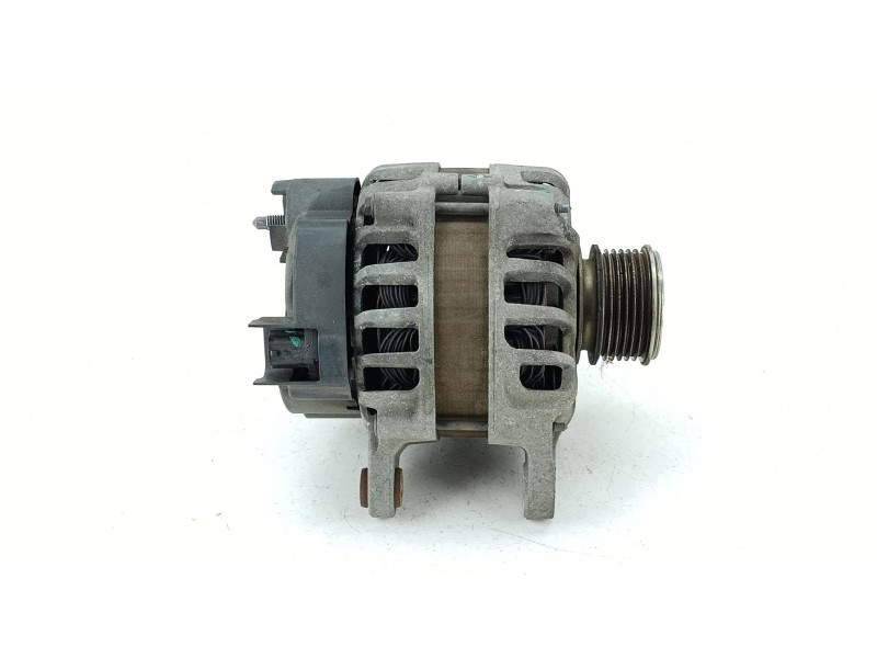 Recambio de alternador para renault clio iv (bh_) 1.5 dci 75 referencia OEM IAM 231008918R  