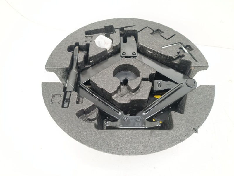 Recambio de herramientas para jeep compass (mp, m6, mv, m7) 1.3 hybrid 4x4 referencia OEM IAM 52215431  