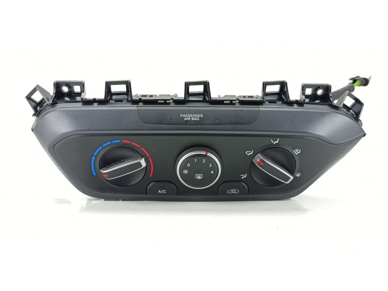 Recambio de mando calefaccion / aire acondicionado para hyundai i20 iii (bc3, bi3) 1.2 referencia OEM IAM 97250Q0011  