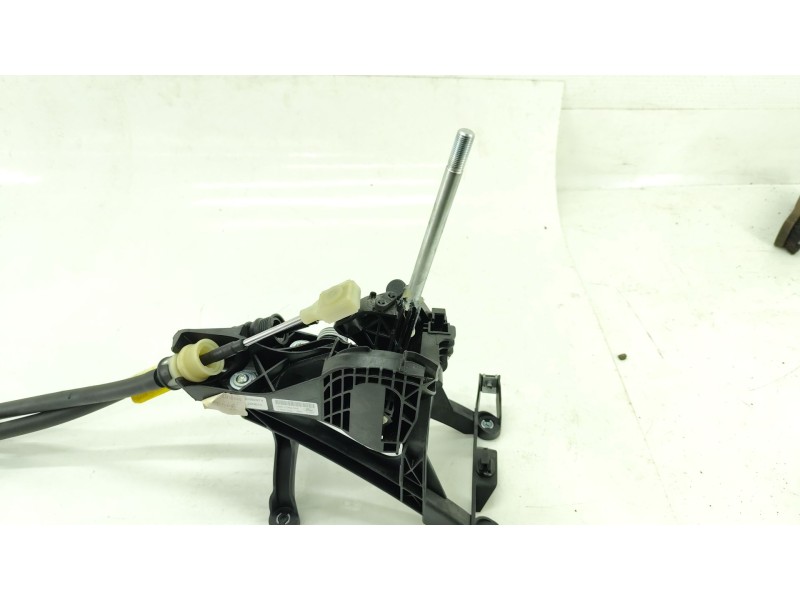 Recambio de palanca cambio para ford kuga iii (dfk) 2.0 ecoblue mhev referencia OEM IAM 2601084  