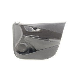 GUARNECIDO PUERTA DELANTERA DERECHA 83320J9000 