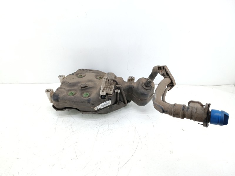 Recambio de deposito adblue para hyundai kona (os, ose, osi) 1.6 crdi referencia OEM IAM 31550J9000  