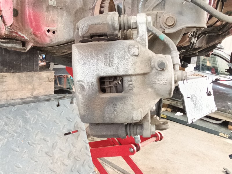 Recambio de pinza freno delantera derecha para hyundai kona (os, ose, osi) 1.6 crdi referencia OEM IAM 58130J9500  