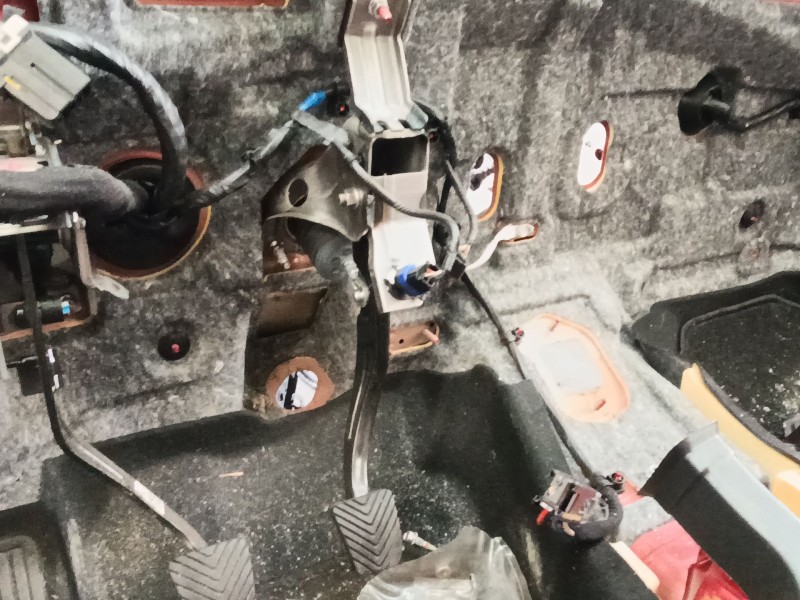 Recambio de pedal freno para hyundai kona (os, ose, osi) 1.6 crdi referencia OEM IAM 32800J9100  