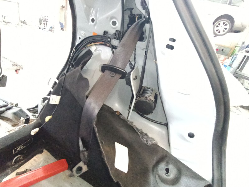 Recambio de cinturon seguridad trasero derecho para renault clio iv (bh_) 1.5 dci 75 referencia OEM IAM 888404130R  