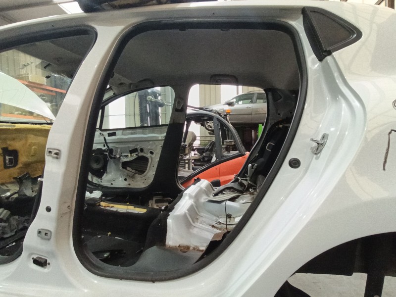 Recambio de gomas contorno puerta para renault clio iv (bh_) 1.5 dci 75 referencia OEM IAM   