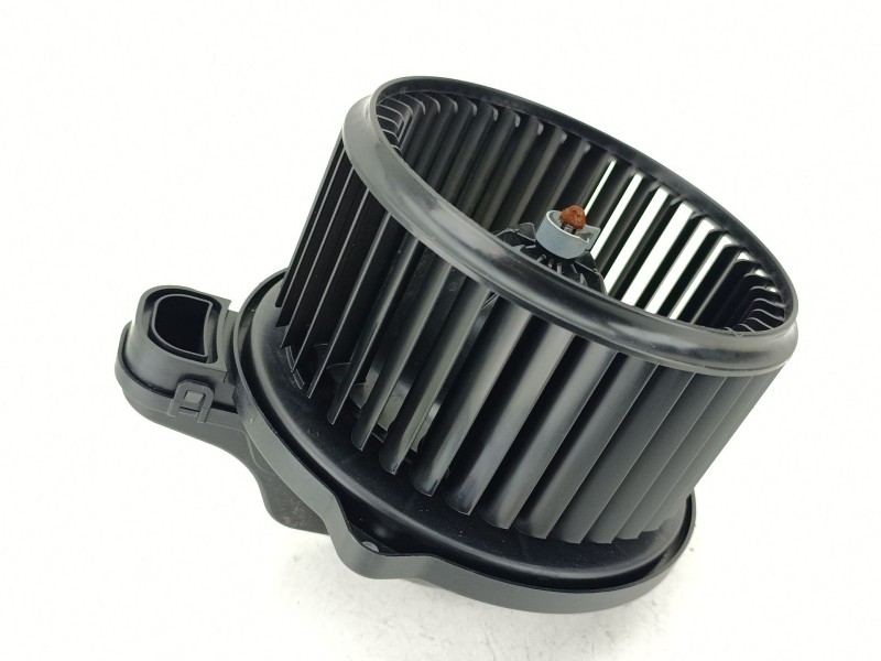 Recambio de motor calefaccion para hyundai kona (os, ose, osi) 1.6 crdi referencia OEM IAM 97113H8000  