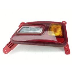 PILOTO TRASERO DERECHO PARAGOLPES 92406J90 
