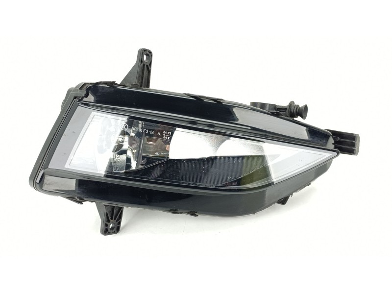 Recambio de faro antiniebla derecho para volkswagen golf vii variant (ba5, bv5) 1.6 tdi referencia OEM IAM 5G0941662F  