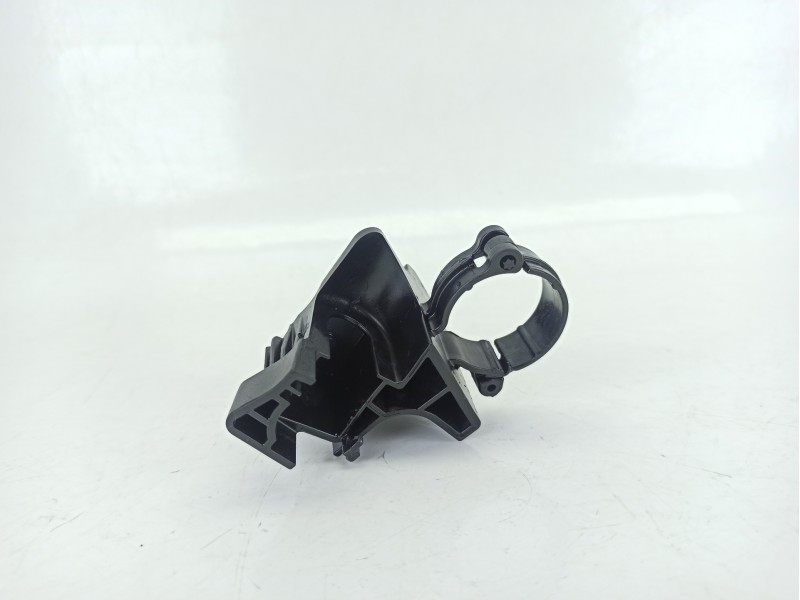 Recambio de soporte bomba inyeccion para bmw x1 (f48) sdrive 18 d referencia OEM IAM 8597626  