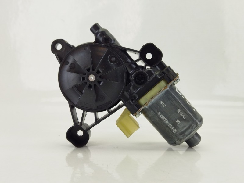 Recambio de motor elevalunas delantero derecho para seat leon (5f1) 1.2 tsi referencia OEM IAM 5Q0959802B  