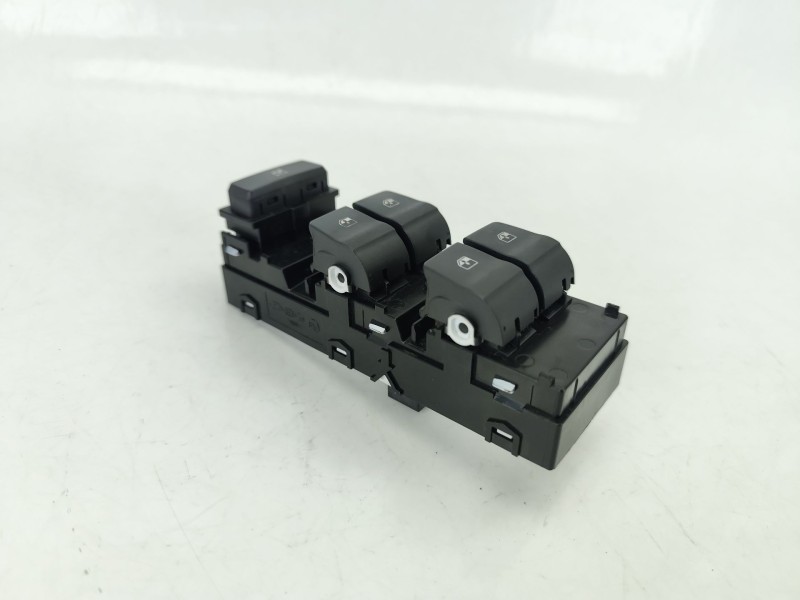 Recambio de mando elevalunas delantero izquierdo para hyundai i30 (pde, pd, pden) 1.6 crdi referencia OEM IAM 93571G3030PMP  