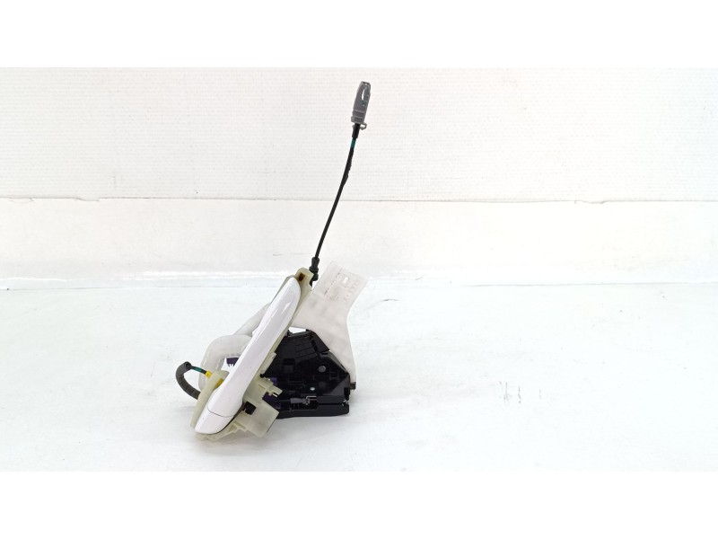 Recambio de cerradura puerta trasera derecha para hyundai i30 (pde, pd, pden) 1.6 crdi referencia OEM IAM 81420G3000  