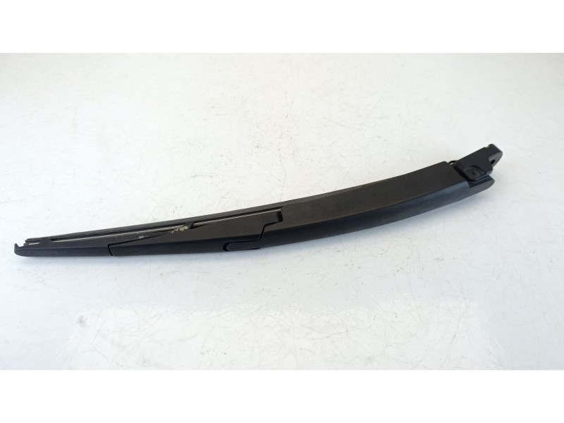Recambio de brazo limpia trasero para hyundai i30 (pde, pd, pden) 1.6 crdi referencia OEM IAM 98811G3000  