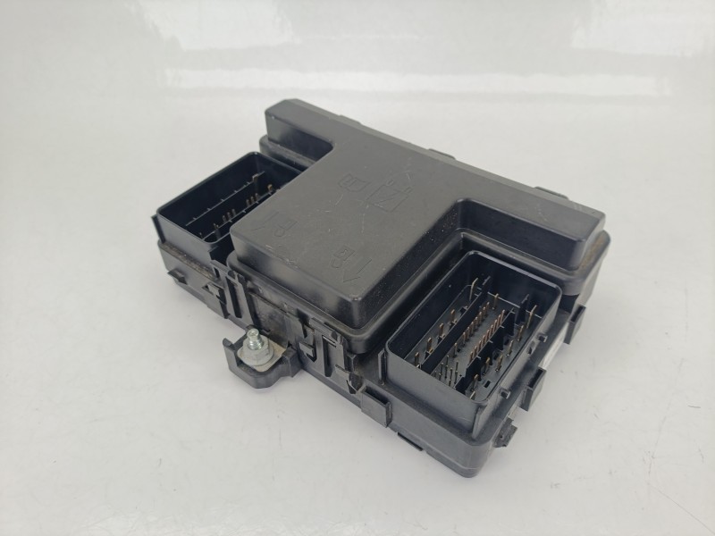 Recambio de caja reles / fusibles para ford ranger (tke) 2.0 ecoblue 4x4 referencia OEM IAM LB3T14D068CB  