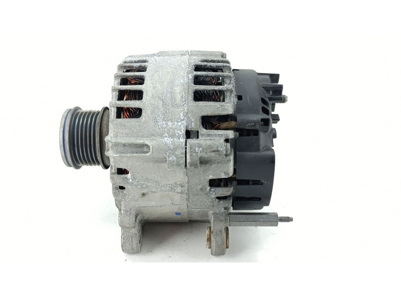 Recambio de alternador para volkswagen golf vii variant (ba5, bv5) 1.6 tdi referencia OEM IAM 4L903021D  