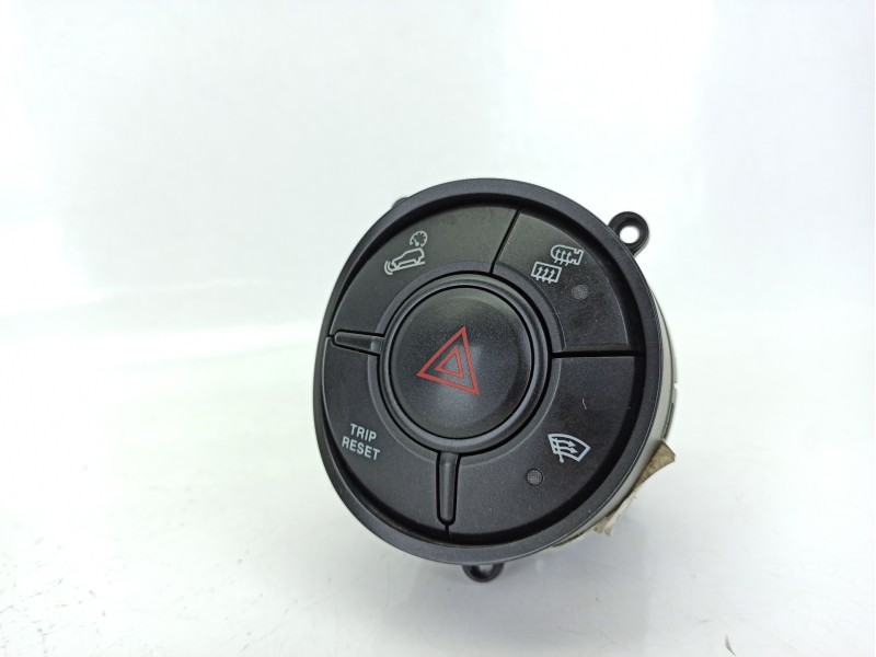 Recambio de warning para ssangyong actyon i 200 xdi 4wd referencia OEM IAM 8520131010  